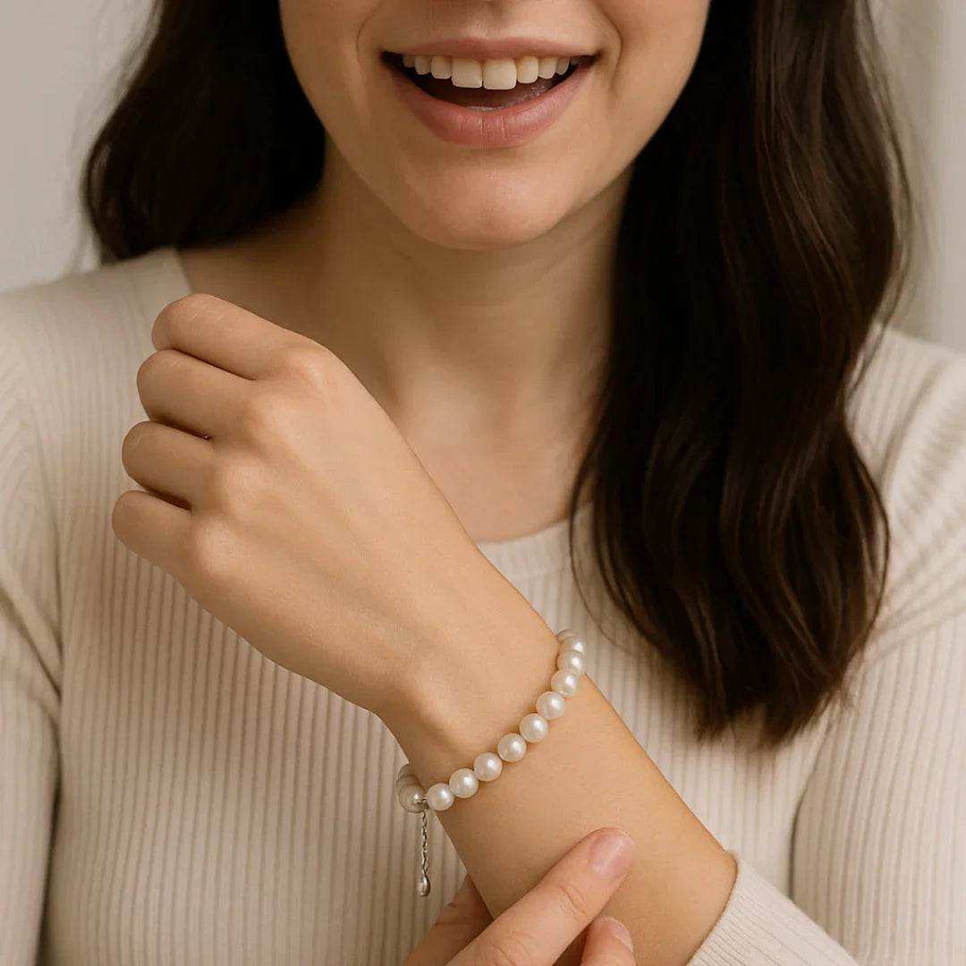 Classic Freshwater Pearl Bracelet with Sterling Silver Extender - Eclat