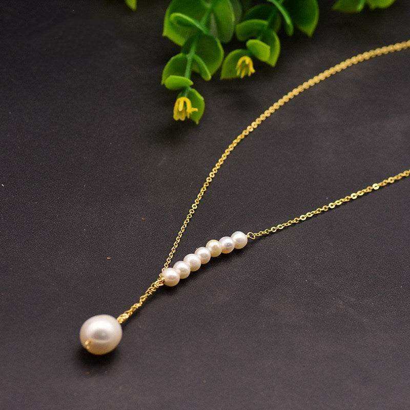 Natural Freshwater Pearl Necklace - Eclat