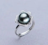 Flowra Black Pearl Ring